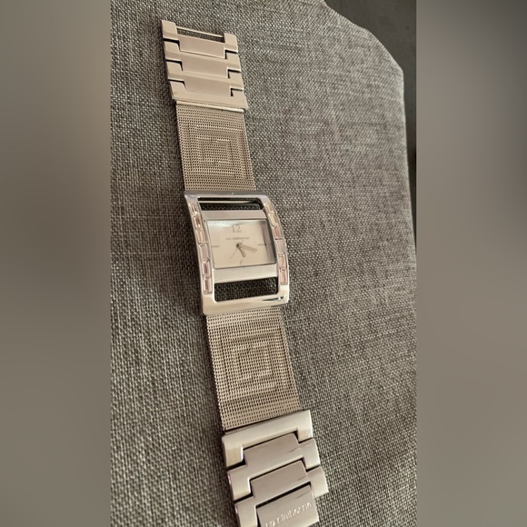 🔥LIZ CLAIBORNE WATCH🔥 - Picture 2 of 8